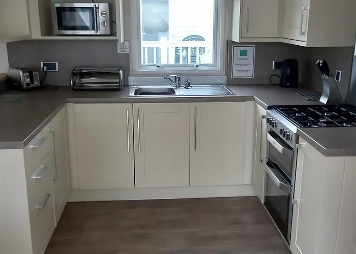 Brynteg Coastal & Country Retreat