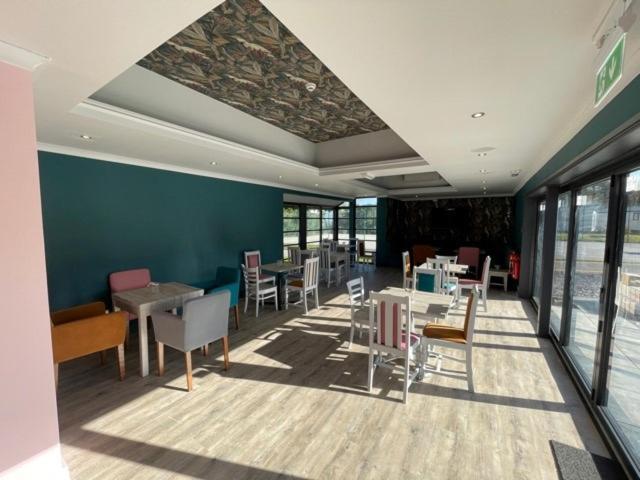 Brynteg Coastal & Country Retreat * Cwm-y-glo